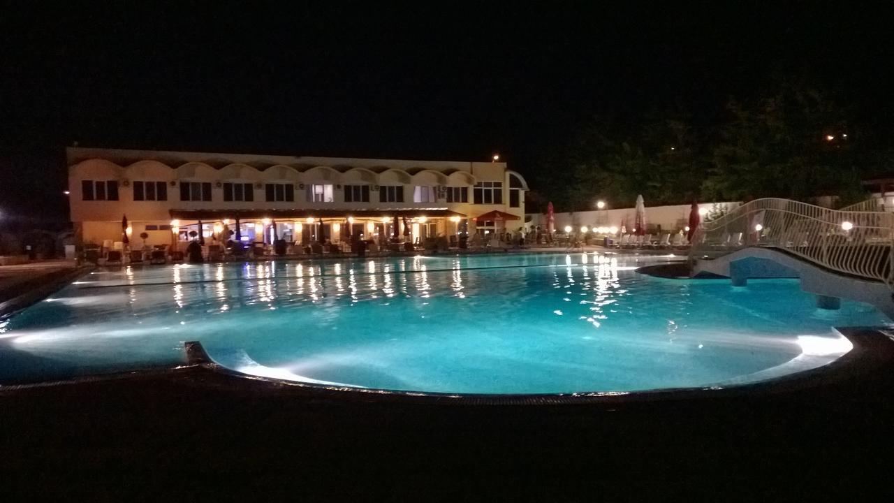 Hotel Mimoza Razgrad 외부 사진