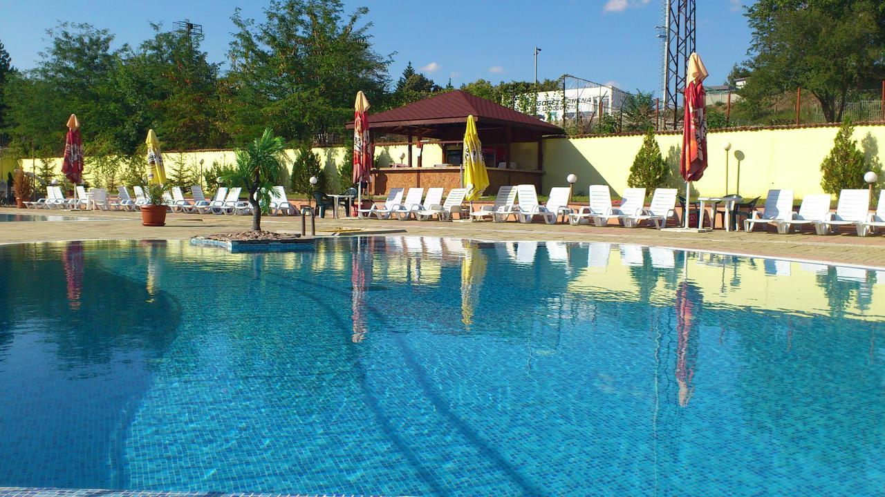 Hotel Mimoza Razgrad 외부 사진