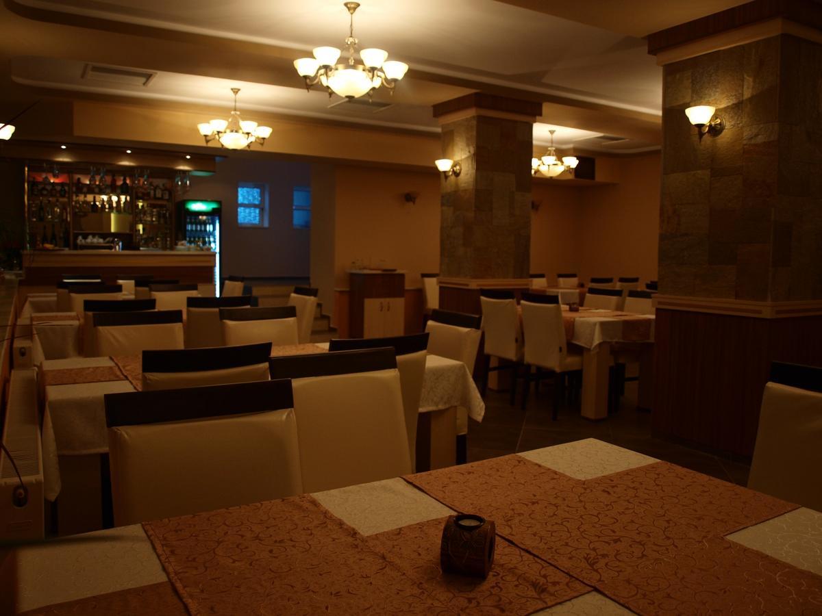 Hotel Mimoza Razgrad 외부 사진