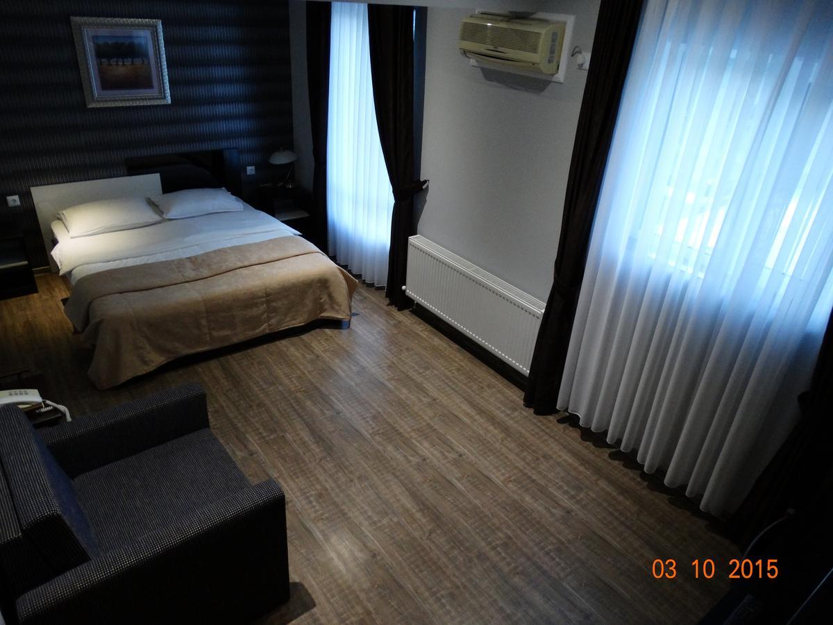 Hotel Mimoza Razgrad 외부 사진