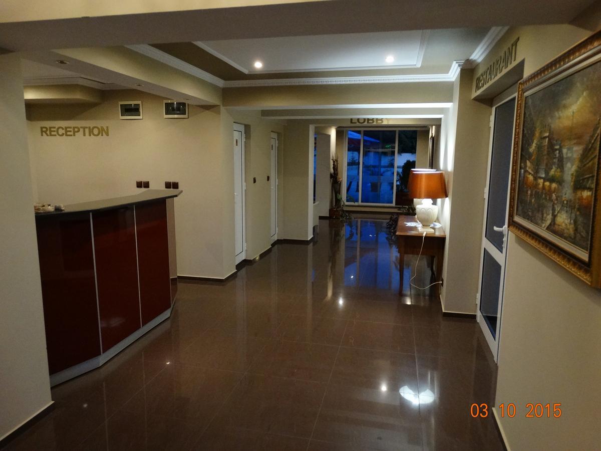 Hotel Mimoza Razgrad 외부 사진