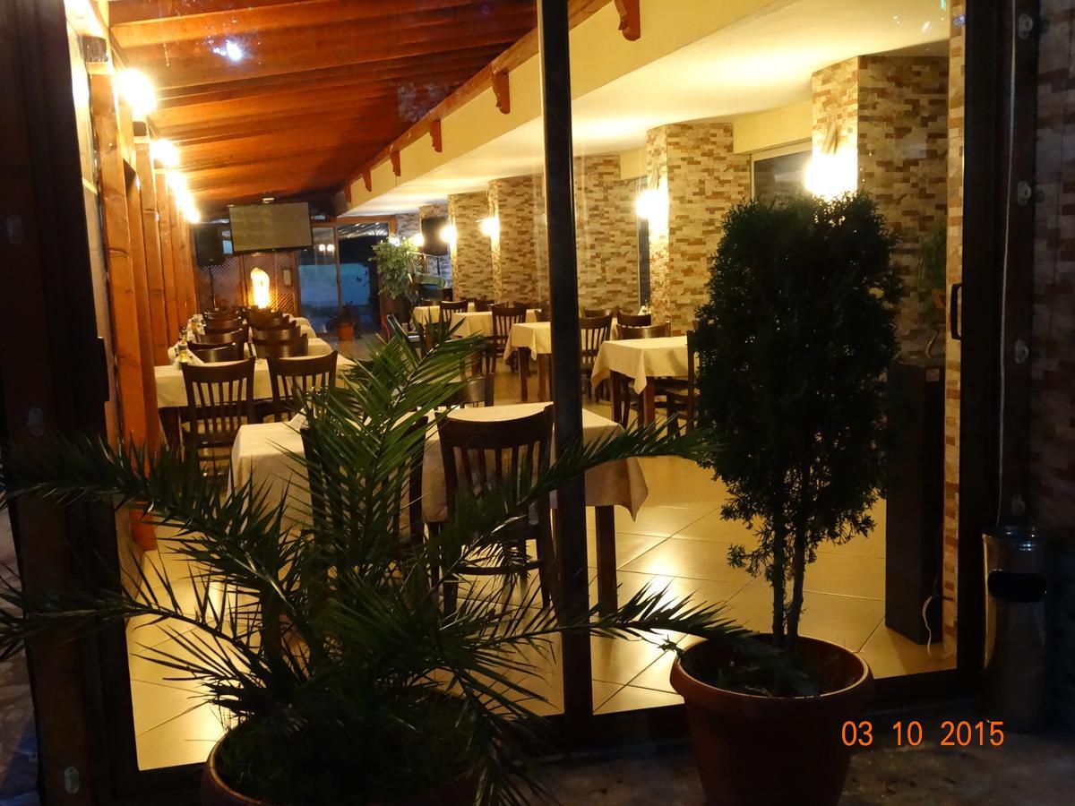 Hotel Mimoza Razgrad 외부 사진